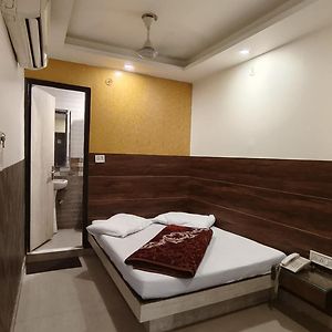 Private Bathroom Queen Room
