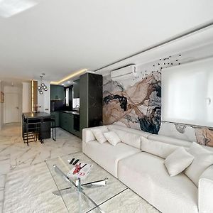 Appartement à 2 Chambres à Coucher