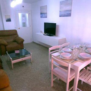 Appartement à 3 Chambres à Coucher