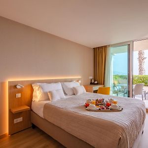 Chambre Double au Rez-de-chaussée