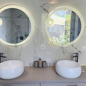Private Bathroom King Room