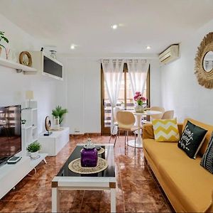 Appartement à 3 Chambres à Coucher