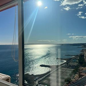 Vistas Al Mar. Gran Salon. Playa A 1 Minuto. Wifi