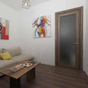 Stylish Valletta 2 Bedrooom City Centre Apartment With Terrace