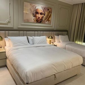 Hilton Tanger Penthouse 17