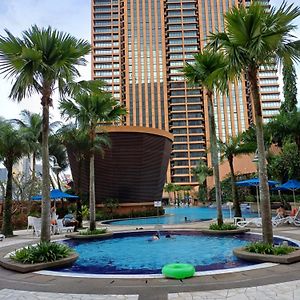 Cozy Ayan Apartment Berjaya Times Square