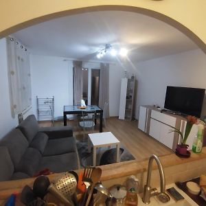 Appartement à 2 Chambres à Coucher