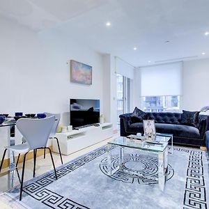 Appartement de Luxe à 2 Chambres à Coucher