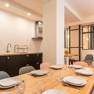 Appartement de Luxe à 4 Chambres à Coucher