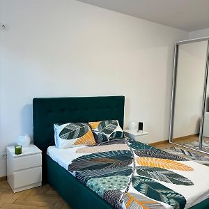 Appartement à 2 Chambres à Coucher