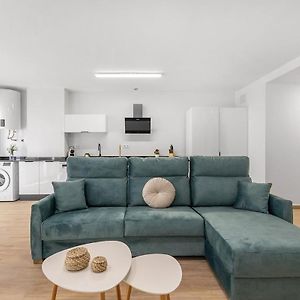 Appartement à 2 Chambres à Coucher