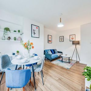 Stylish Flat, London Bridge, Free Weekend Parking