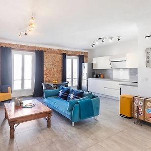 Appartement à 2 Chambres à Coucher