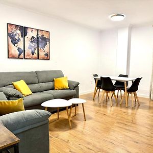 Appartement de Luxe à 4 Chambres à Coucher