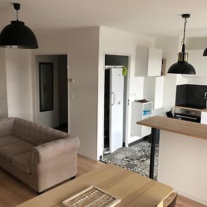 Appartement à 2 Chambres à Coucher