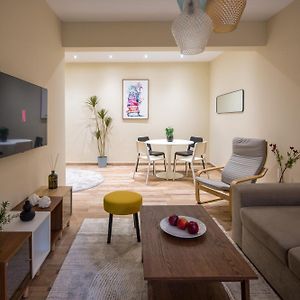 Appartement à 2 Chambres à Coucher
