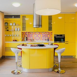 Appartement à 3 Chambres à Coucher
