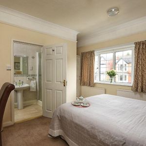 Westbourne Lodge