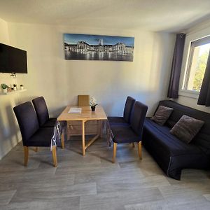 Appartement à 2 Chambres à Coucher