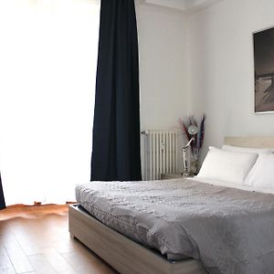 Art Apartment Stazione B
