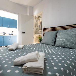 Domin'S Apartment