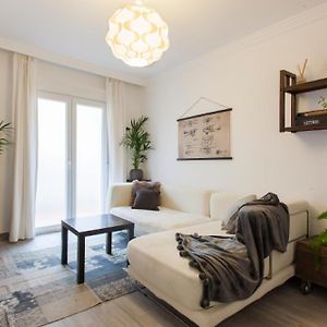 Appartement de Luxe à 2 Chambres à Coucher