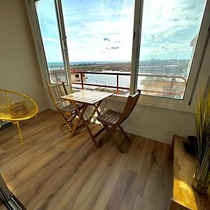 Studio Roses Vue Mer