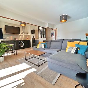 Appartement à 2 Chambres à Coucher