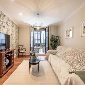 Appartement à 3 Chambres à Coucher