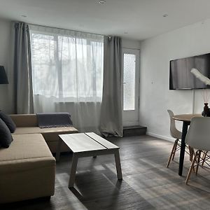 Appartement à 2 Chambres à Coucher