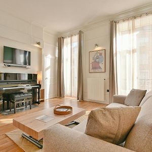 Appartement à 2 Chambres à Coucher