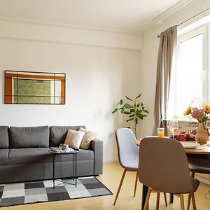 Appartement à 2 Chambres à Coucher