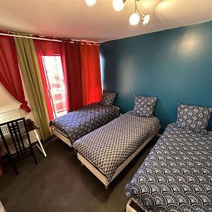 Appartement à 3 Chambres à Coucher