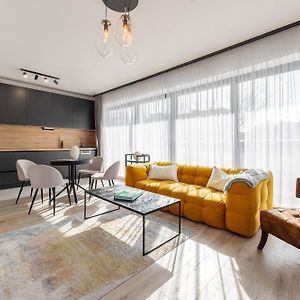Appartement à 2 Chambres à Coucher