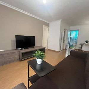 Appartement à 2 Chambres à Coucher