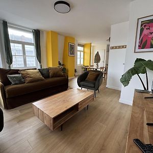 Appartement à 2 Chambres à Coucher