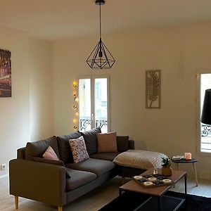 Appartement à 2 Chambres à Coucher