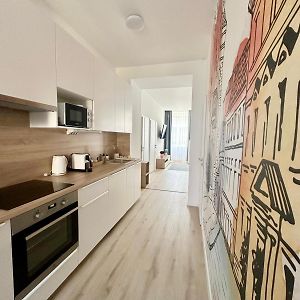 Appartement à 2 Chambres à Coucher