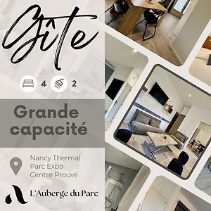 Appartement à 4 Chambres à Coucher