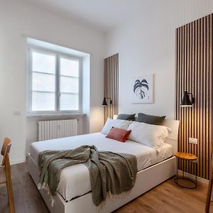 Appartement à 3 Chambres à Coucher aux Étages Supérieurs