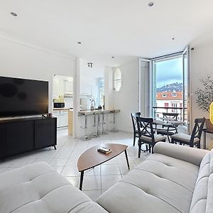Appartement à 3 Chambres à Coucher