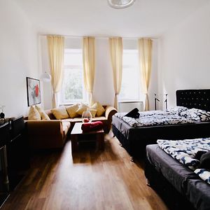 Appartement à 2 Chambres à Coucher