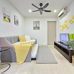 Appartement à 2 Chambres à Coucher