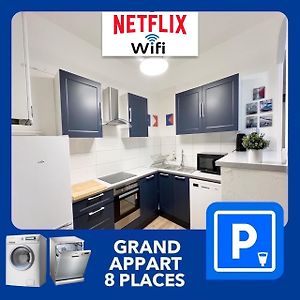 Appartement à 3 Chambres à Coucher
