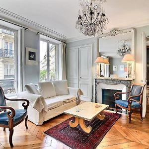 Appartement à 5 Chambres à Coucher