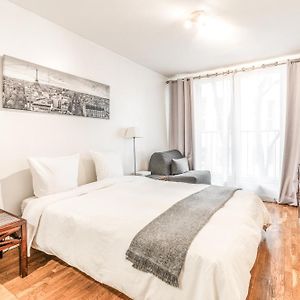 Champs Elysees Flat