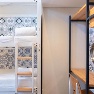Dormitory Room Mixed