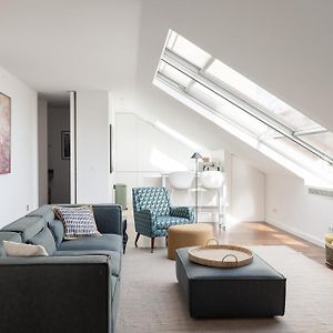 Appartement à 2 Chambres à Coucher