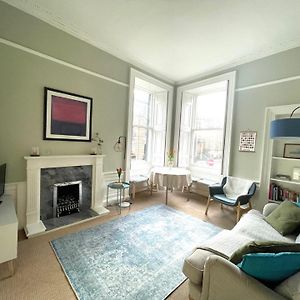 Charming, Central & Spacious Georgian 3 Bed Apt