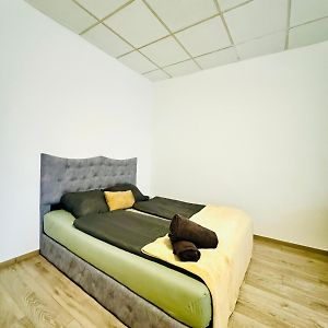 Amazing 2Br Apartment Near Praterstern